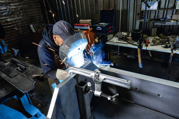 Hochleistungszwinge - STBVC