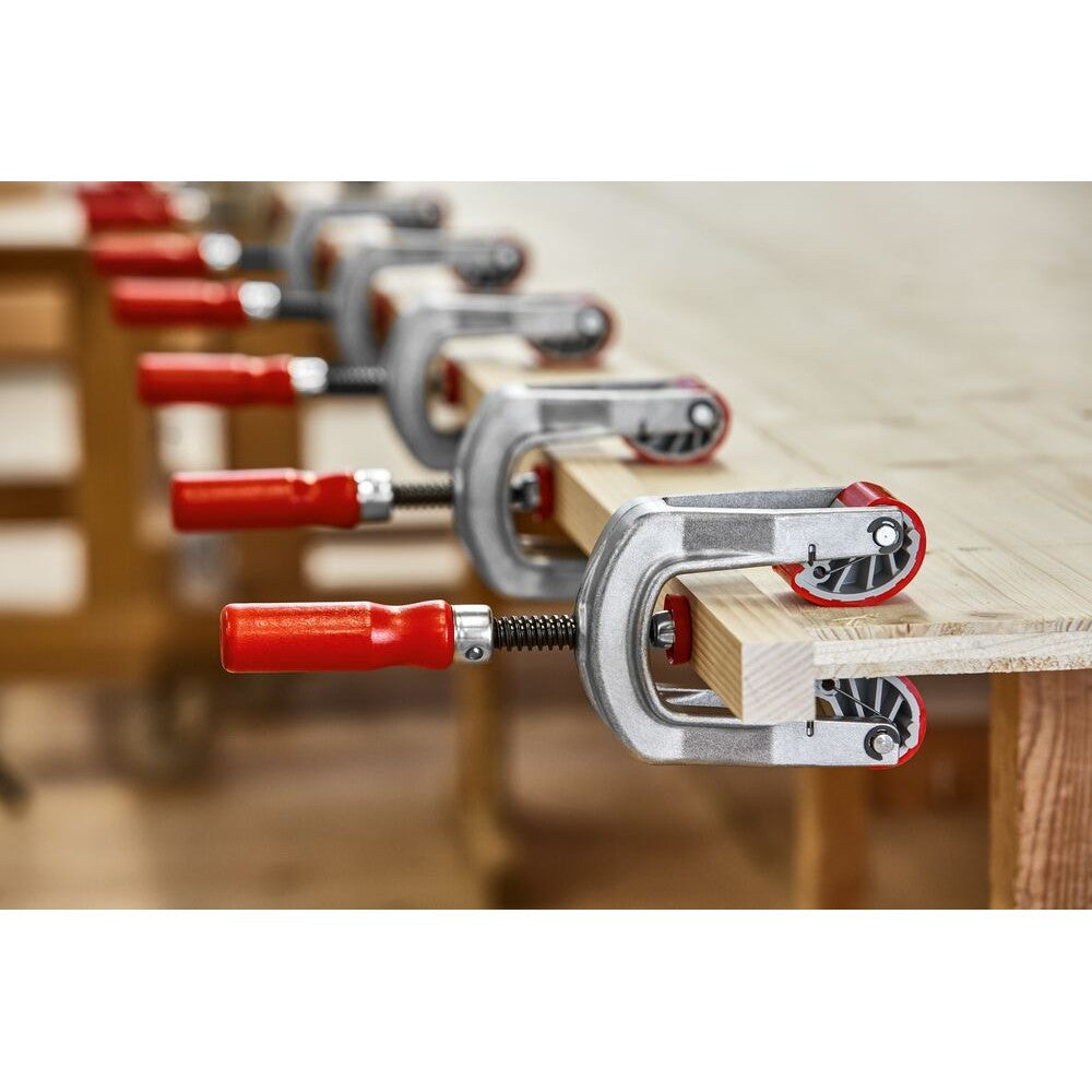 Kantenzwinge, Kantenfix KF4