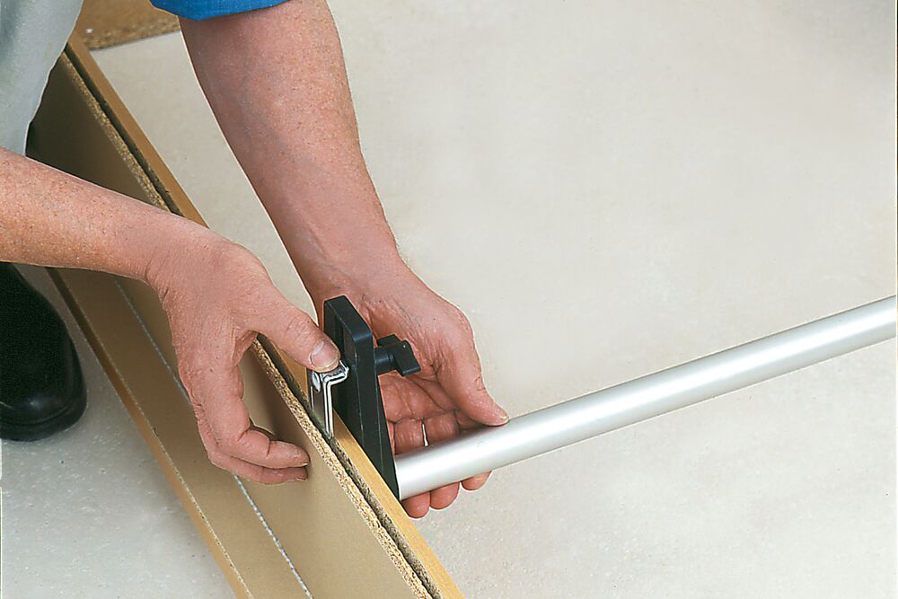 Türfuttermontagestrebe TMS, Bessey